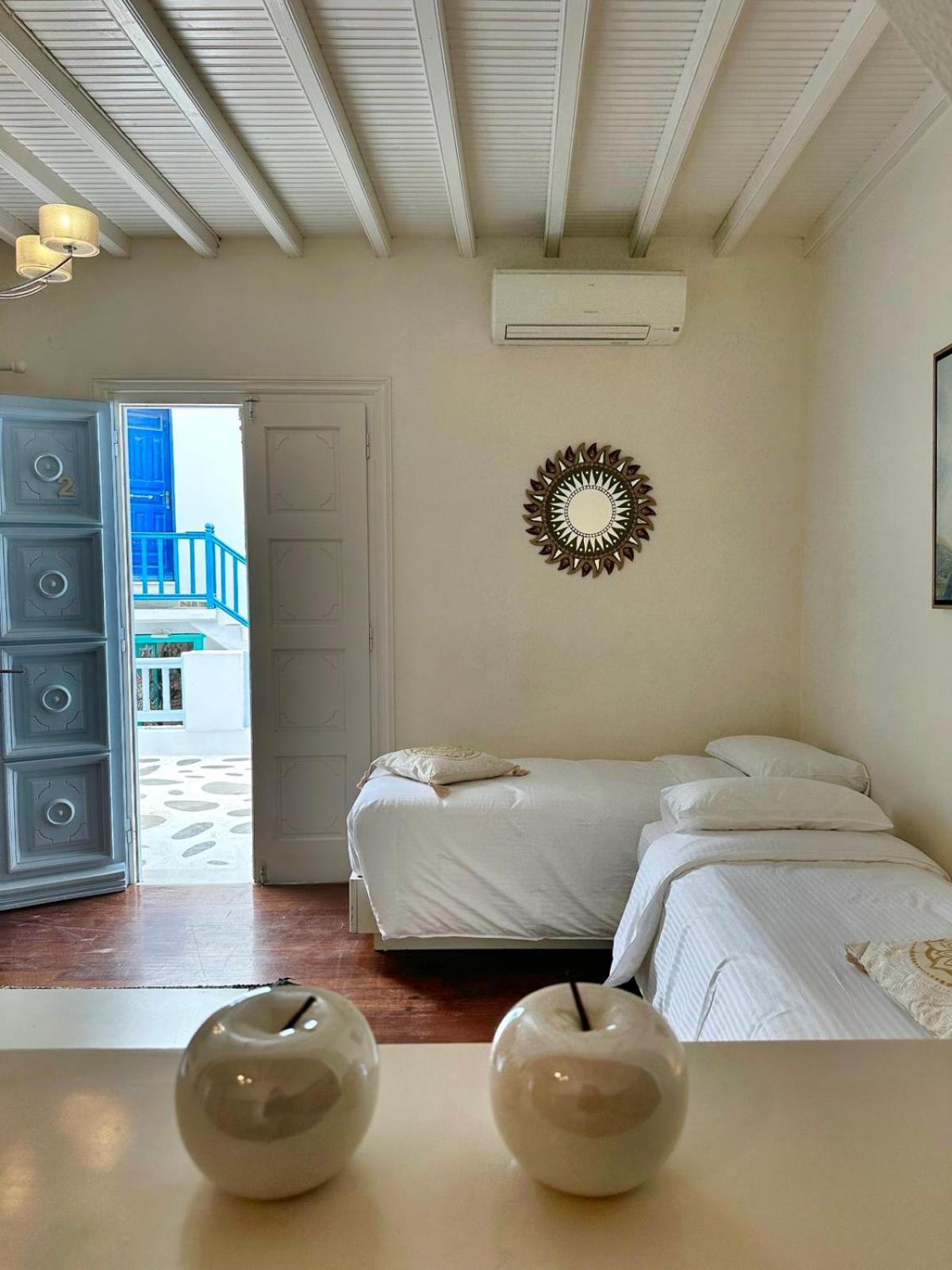 Le Coq Apartments Mykonos Town Экстерьер фото